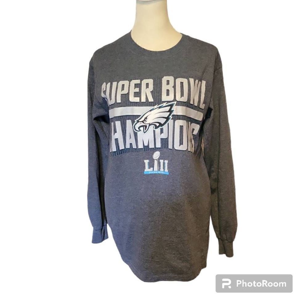 Eagles Super Bowl Champion Long Sleeve T-shirt Men's Size Small